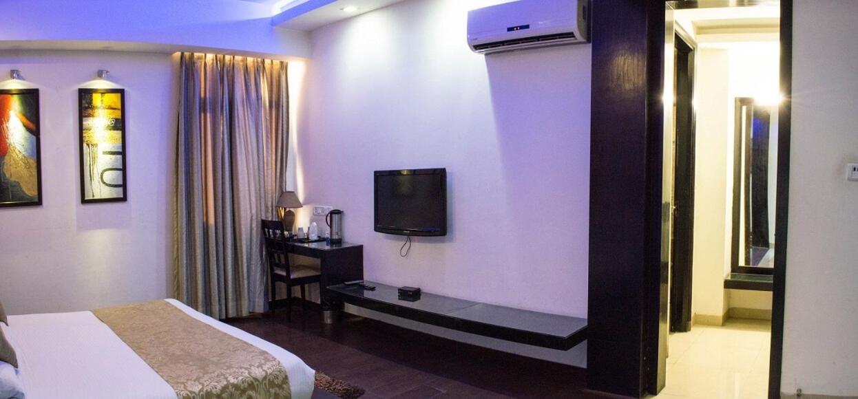 Hotel Anand Castle Kashipur Exterior foto