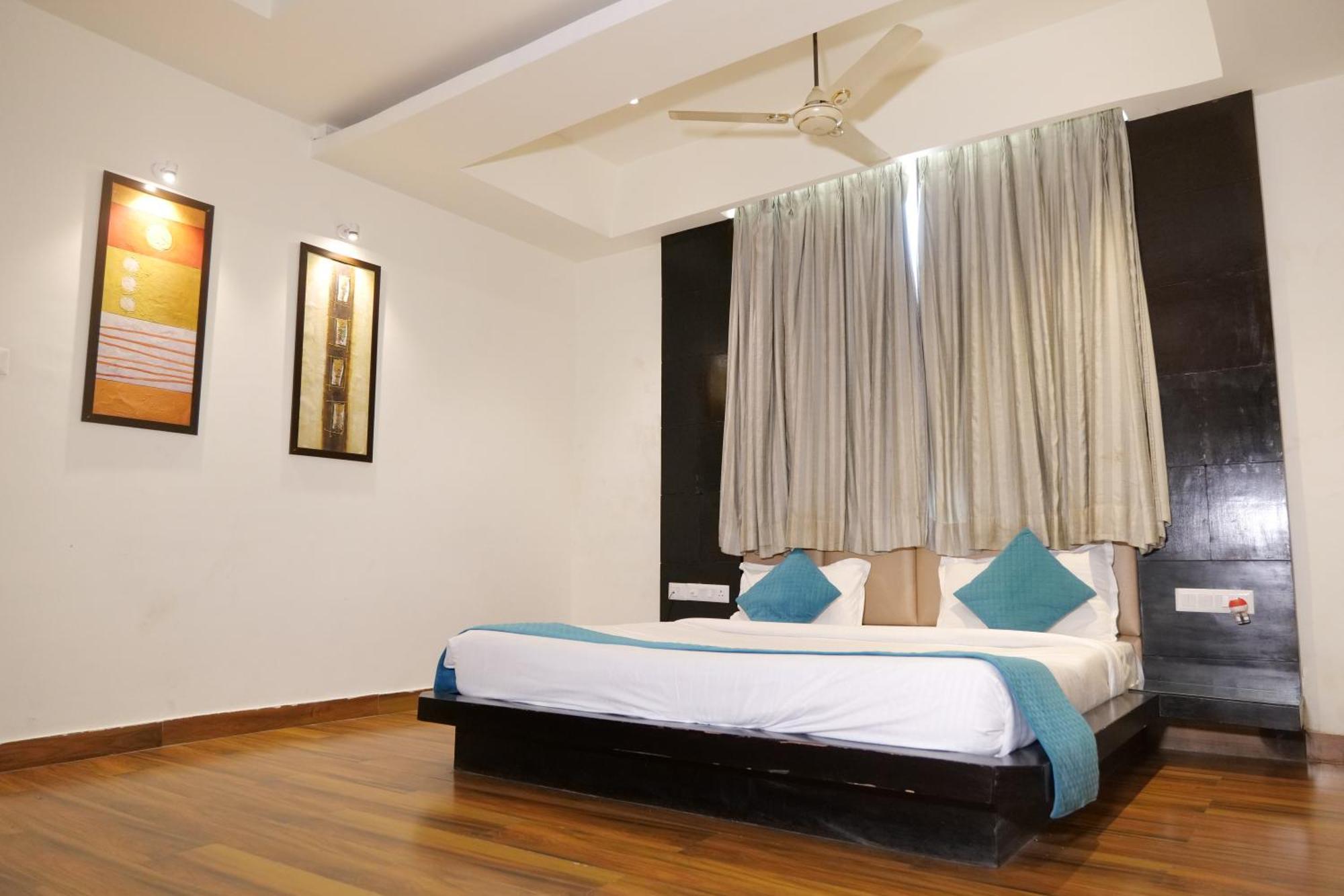 Hotel Anand Castle Kashipur Exterior foto